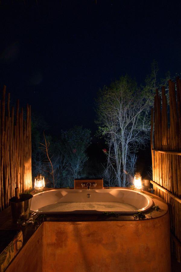Masuwe Lodge Victoriawatervallen Buitenkant foto